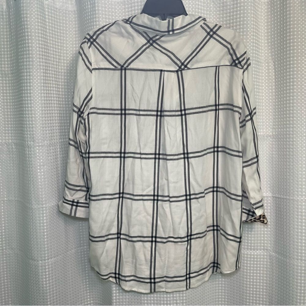 USC Gamecocks Button Up - Picture 4 of 5